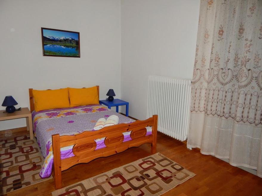 Cozy Apartment For 2-5 People-Center Tripoli 1 Kültér fotó