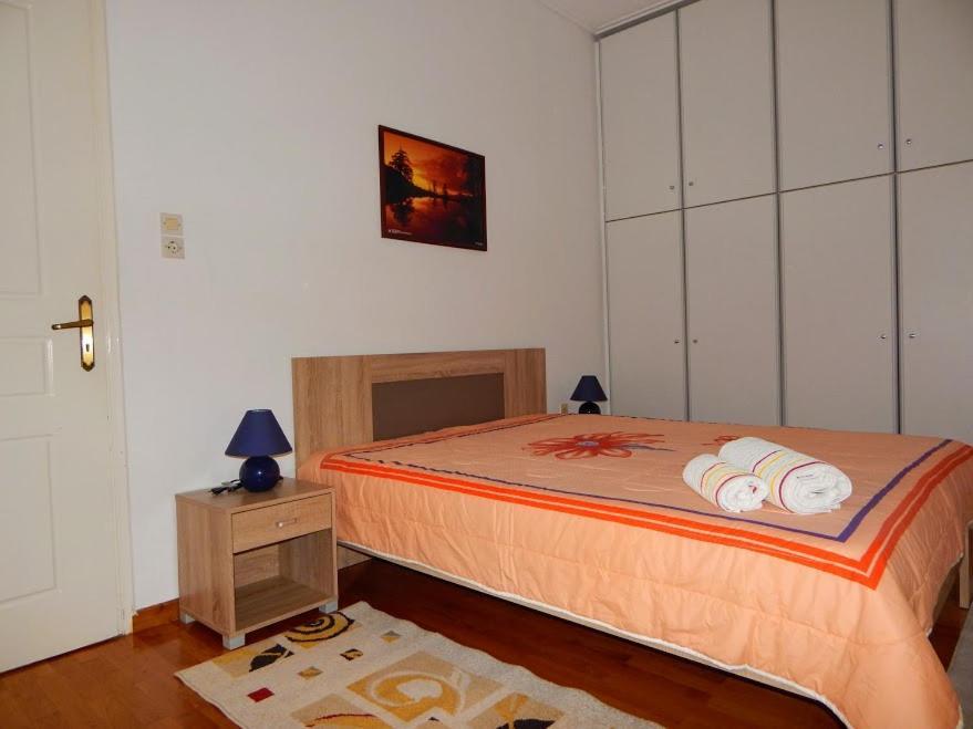 Cozy Apartment For 2-5 People-Center Tripoli 1 Kültér fotó